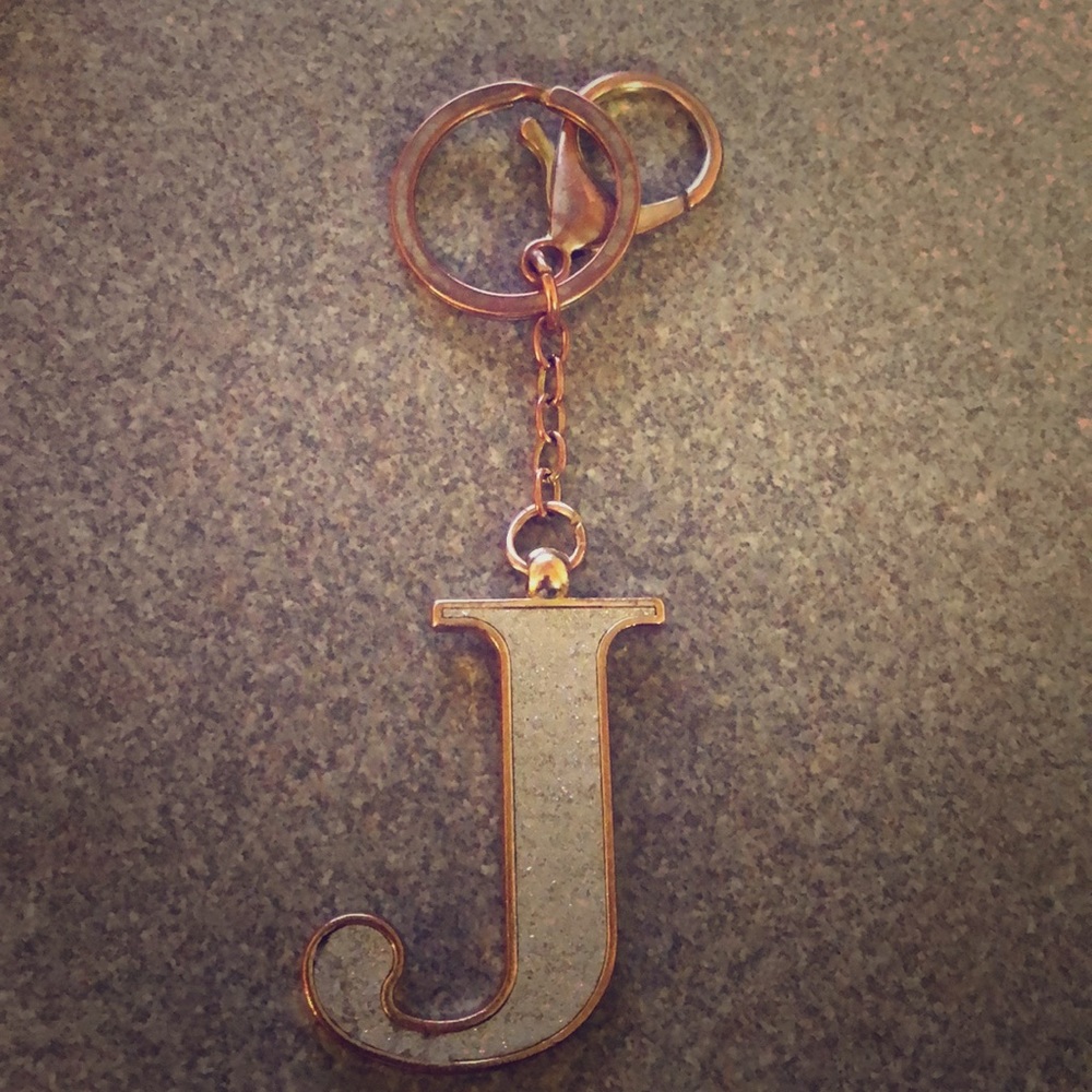 ⭐️ “J” glitter keychain with key ring